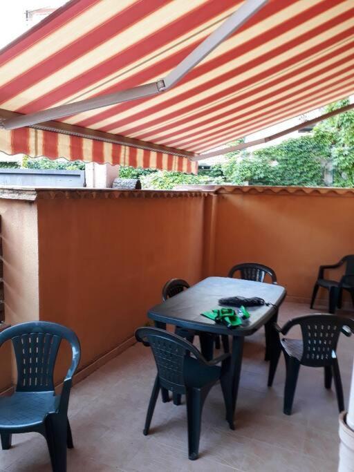 Appartement Centre Ville Saint-Raphael Esterno foto