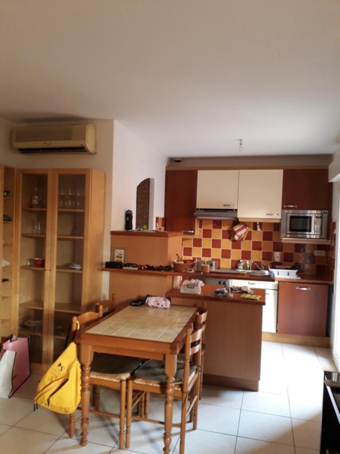 Appartement Centre Ville Saint-Raphael Esterno foto