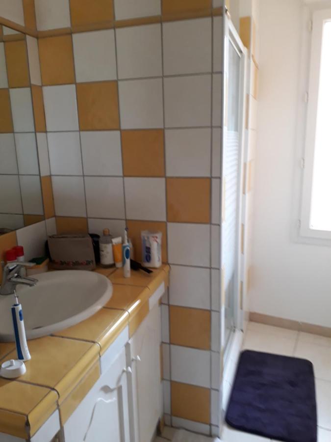 Appartement Centre Ville Saint-Raphael Esterno foto